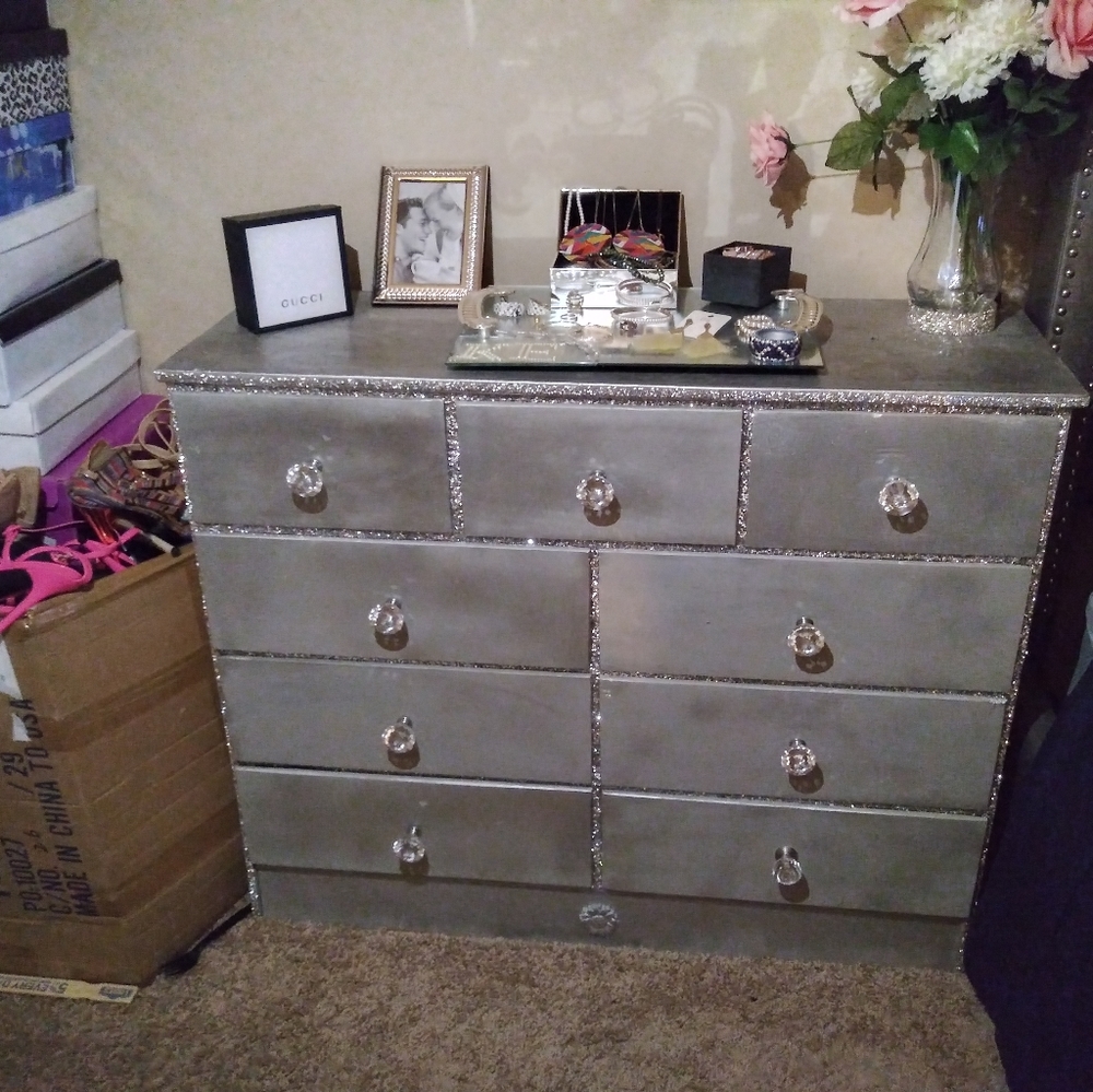 Selling as a set